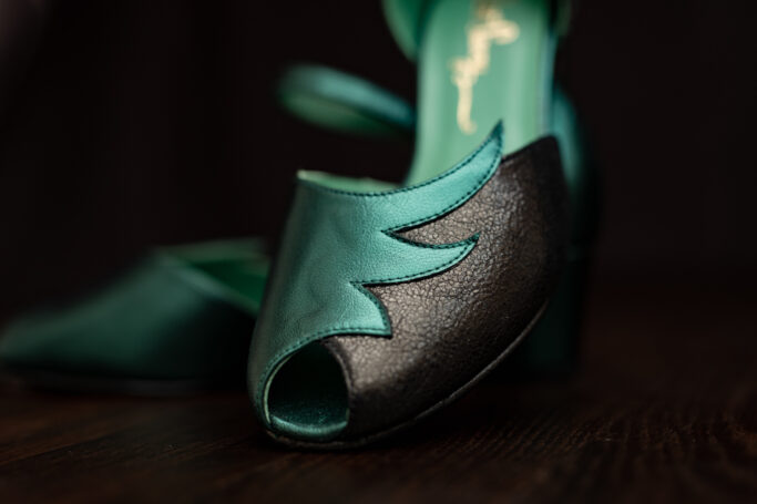 Handmade in Europe, ethical production, fair slow fashion, worldwide shipping, ecological tanning