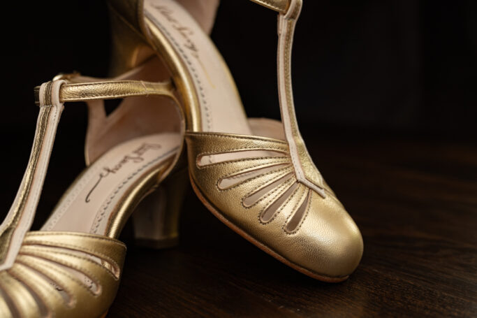 Retro style, modern vintage reproduction ladies dance shoes, handmade in Europe