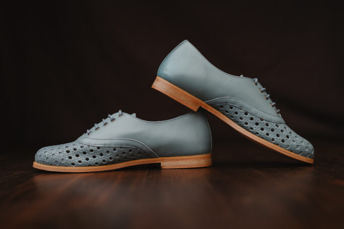 leather shoe, beige, blue, black , sustainable production, worldwide shipping, Small Business, Ethically produced, Woman owned