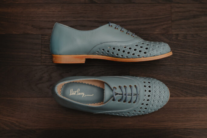 PONY ladies sneaker , leather sole, removable footbed, perforated