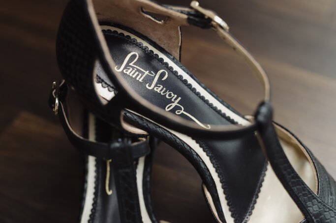 Ladies Leather Retro Shoes Snakeprint Black