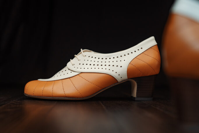 MODEL 7 Pekan, brown, white and cream leather. Full leather sole and upper