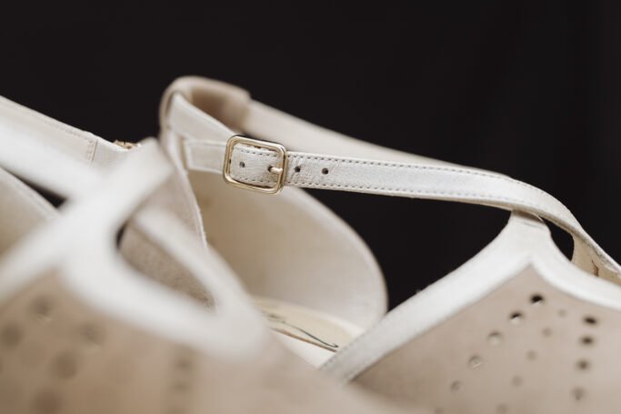 Vintage Retro Shoe CINEMA Parfum Beige Metallic