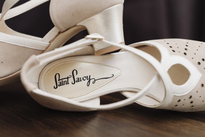 Vintage Retro Shoe CINEMA Parfum Beige Metallic