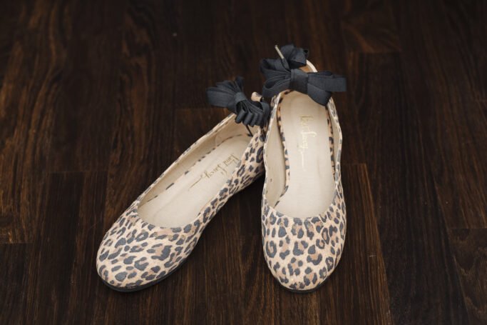 Ribbon Ballerina Leopard Cheetah Vintage Retro Shoe Flat