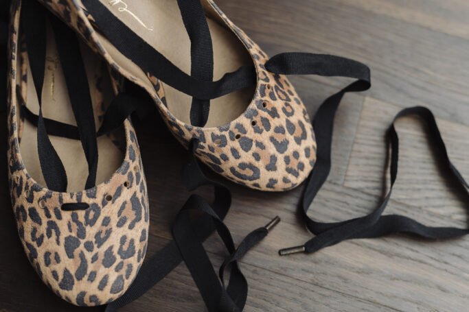 Ribbon Ballerina Leopard Cheetah Vintage Retro Shoe Flat