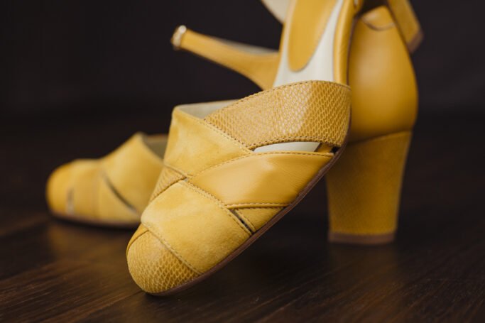 Yellow Vintage Style Ladies Shoe, handmade in Europe , Worldwide shipping