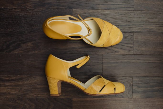 Yellow Vintage Style Ladies Shoe, handmade in Europe , Worldwide shipping