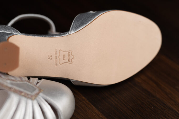 Retro style ladies shoes for wedding, dancing, comfortable padded shoes