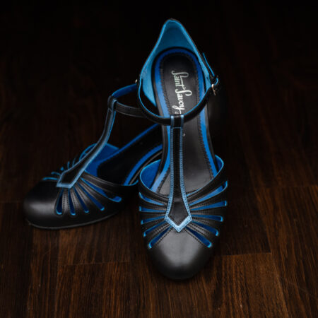 Handmade leather shoes for ladies for dancing and vintage styling, 5cm heel