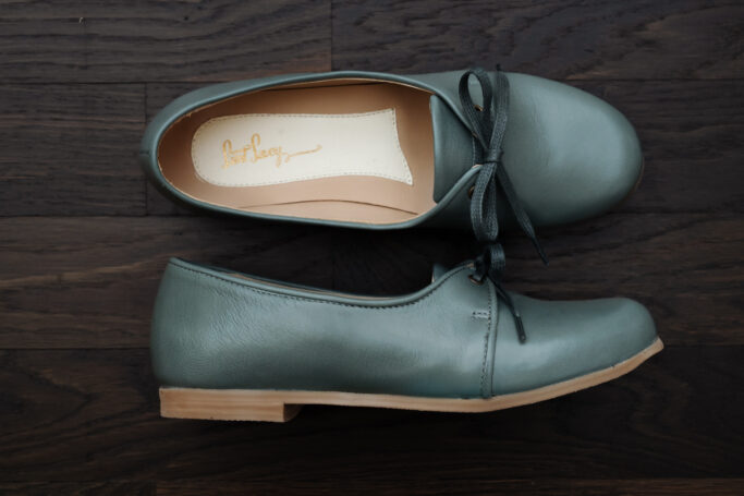 SCOOTER MESSENGER, retro style flats