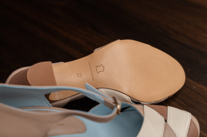 Retro style dance wedding shoe