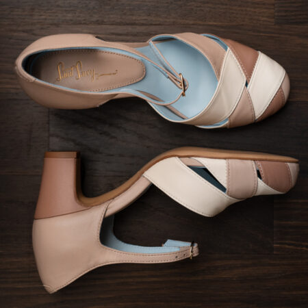 TONIC Seashells beige white brown ladies vintage style shoe