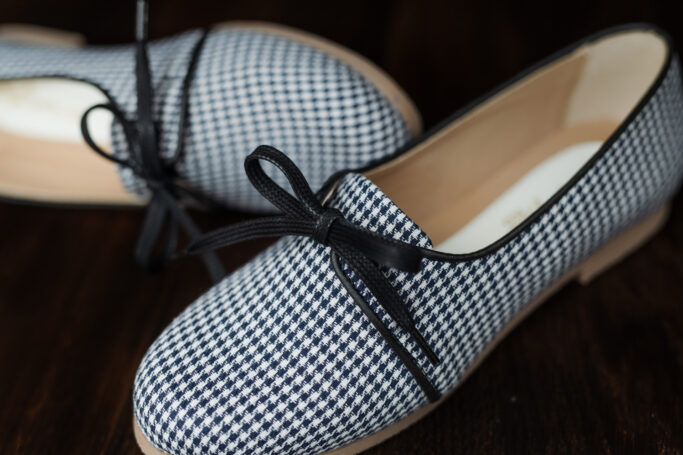 black and white houndstooth, pied de poule, pepita classic flat shoes
