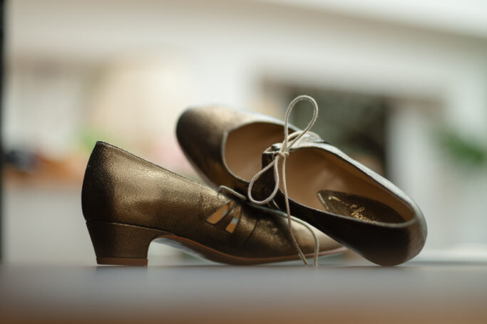 Catnip Apollo, gold brass metallic ladies shoes in vintage style