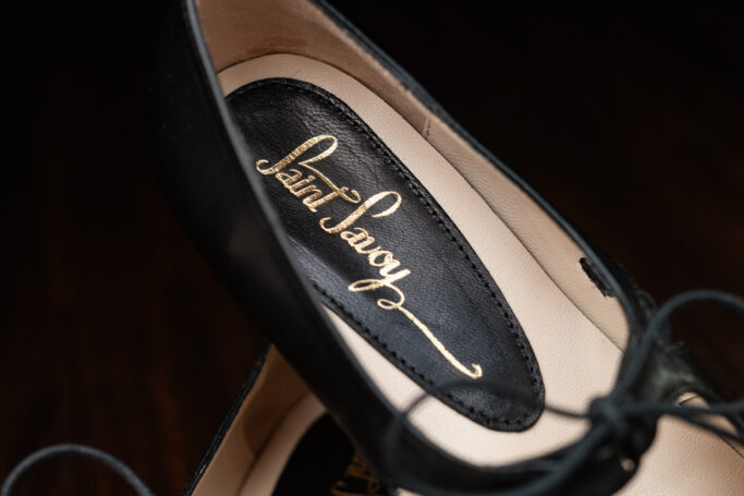 Retro shoes with short heels, soft padded footbed, ethical production, hand made in Europe, Worldwide shipping