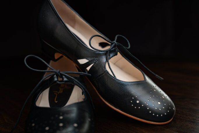 Black, b/w, small heel leather shoes, 1920s, 1930s, 1940s Vintage reproduction authentic vintage style ladies shoe, wedding shoe, lindy hop, swing dance, Balboa shoe
