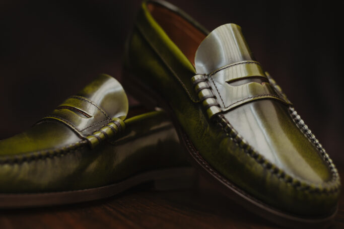 Dark green color, unisex shoe, leather sole, Retro mens shoe, Ladies shoe, 1920s, 1930s, 1940s, 1950s