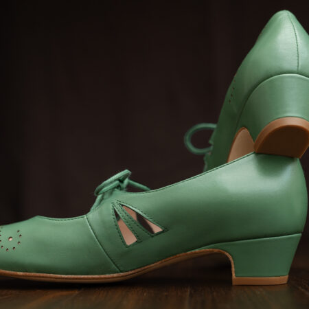 Vintage Style Shoes for everyday wear and lindy hop. Balboa, Boogie, Shag, swing dance shoes