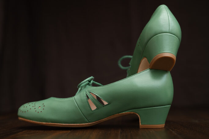 Vintage Style Shoes for everyday wear and lindy hop. Balboa, Boogie, Shag, swing dance shoes