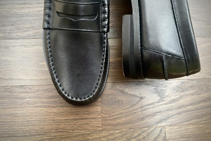 Saint Savoy shoes, classic flat shoes, slip ons, moccasins, Soft shoes, elegant, timeless, comfortable unisex shoe