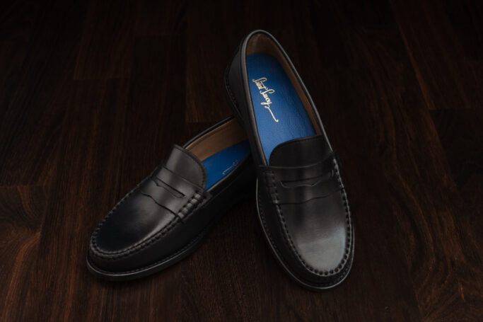 Saint Savoy shoes, classic flat shoes, slip ons, moccasins, Soft shoes, elegant, timeless, comfortable unisex shoe