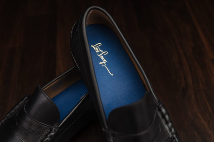 Vintage shoe for dancing and outdoor wear, full leather, sustainably produced in Portugal, Worldwide shipping, Small business