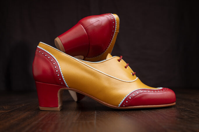 JITTERDOLL Blood, Sweat and Tears, mid heel retro shoes, dance shoe, vintage style, ladies brogue shoes