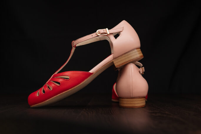 Vintage style shoe for dancing and outdoor wear, full leather, sustainably produced in Spain, Worldwide shipping, Small business