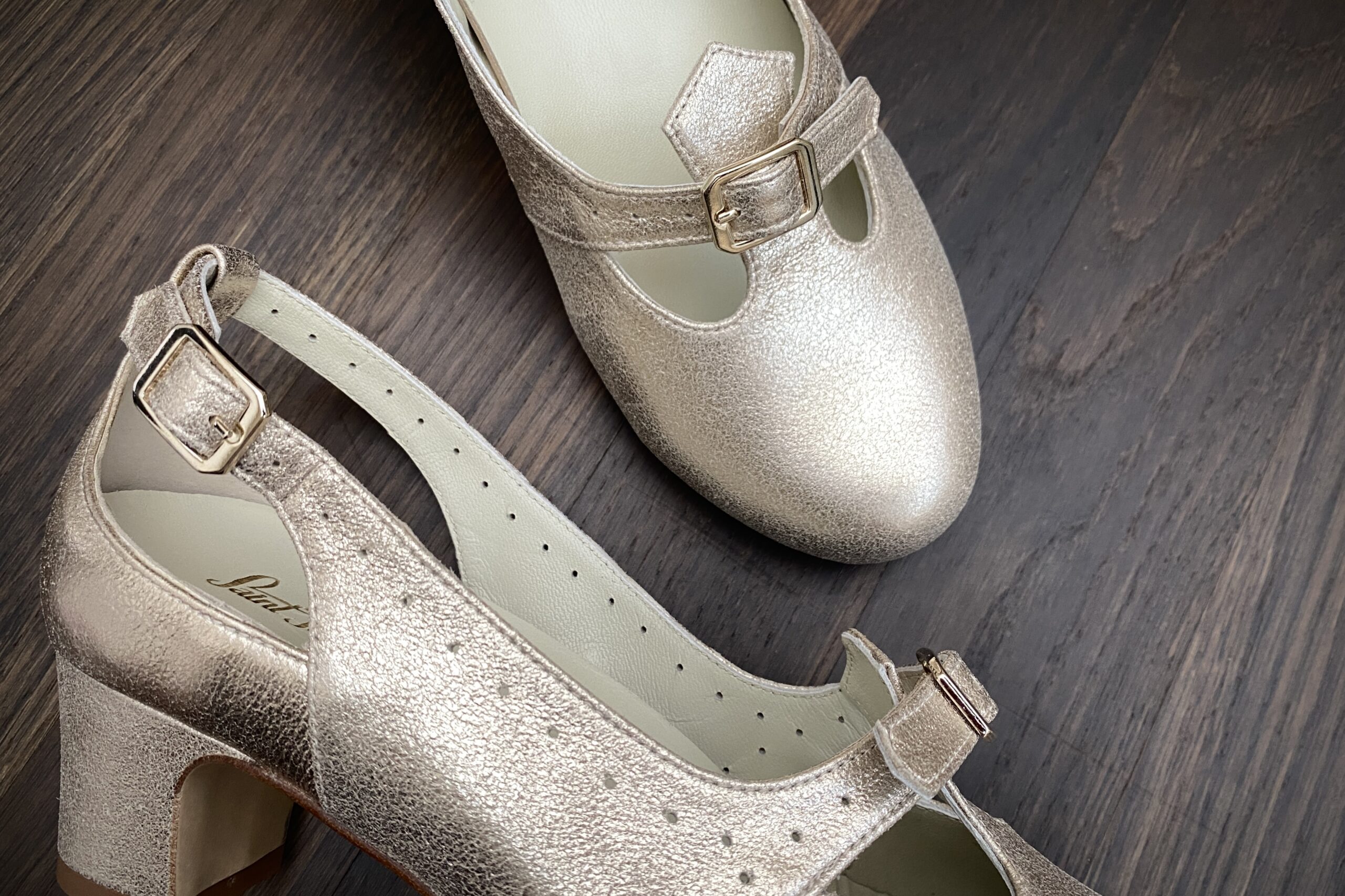 elegant ladies shoes with orthopedic fit. barefoot shoes fit, wide toe box, with and length individual