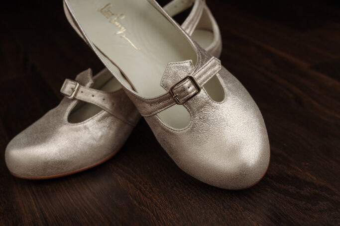 Comfortable vintage style shoes, dance shoes, retro shoes, lindy hop, balboa, ladies shoes, wide feet, soft leather
