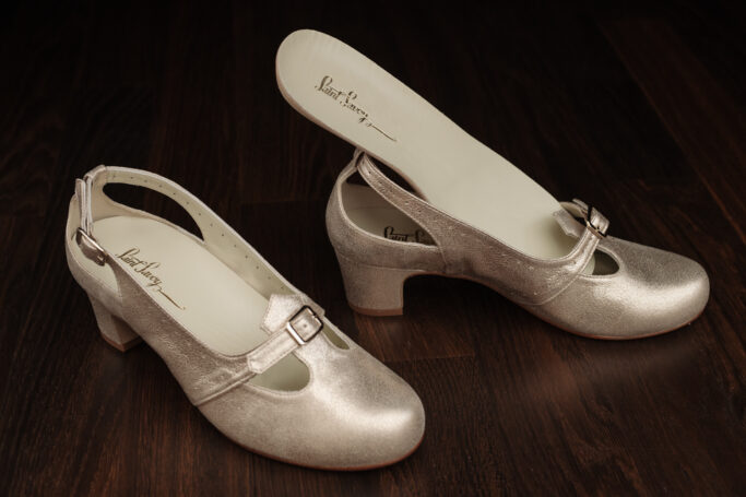 elegant ladies shoes with orthopedic fit. barefoot shoes fit, wide toe box, with and length individual