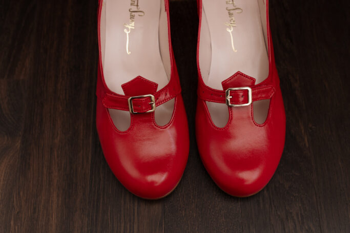 Comfortable vintage style shoes, dance shoes, retro shoes, lindy hop, balboa, ladies shoes, wide feet, soft leather