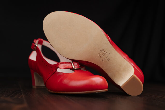 elegant ladies shoes with orthopedic fit. barefoot shoes fit, wide toe box, with and length individual, anatomic shoes