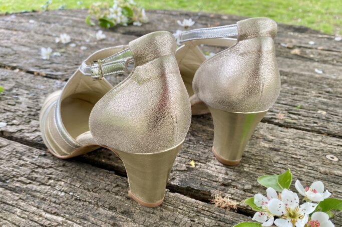 Saint Savoy leather shoes, comfort shoes, comfortable heels, hand made in Europe, padded footbed, cushioned heels