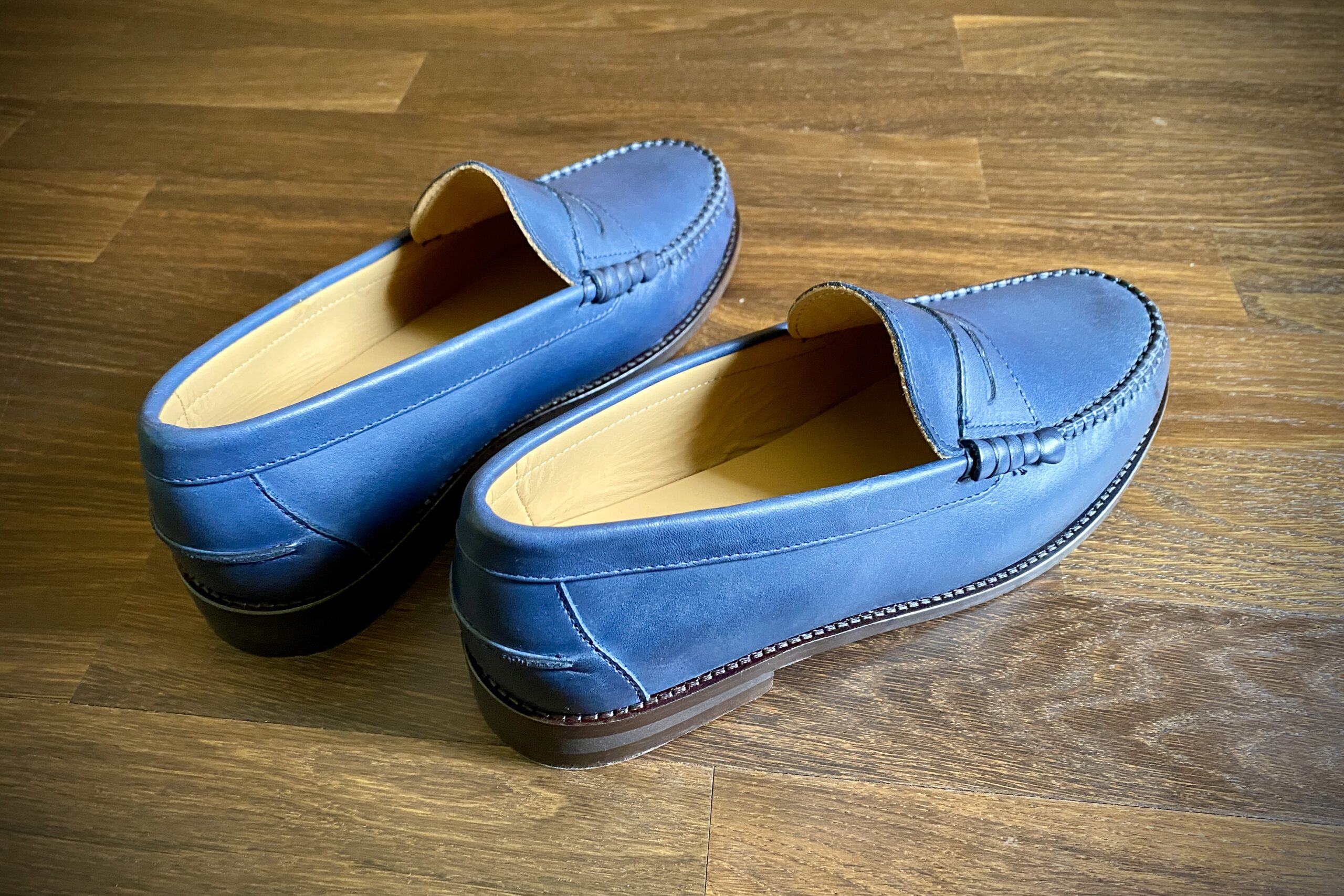 Dance shoes, ladies shoes. mens shoes, comfortable flat shoes, timess style, retro style, vintage style, 1950s, 1960s, 1940s, 1930s