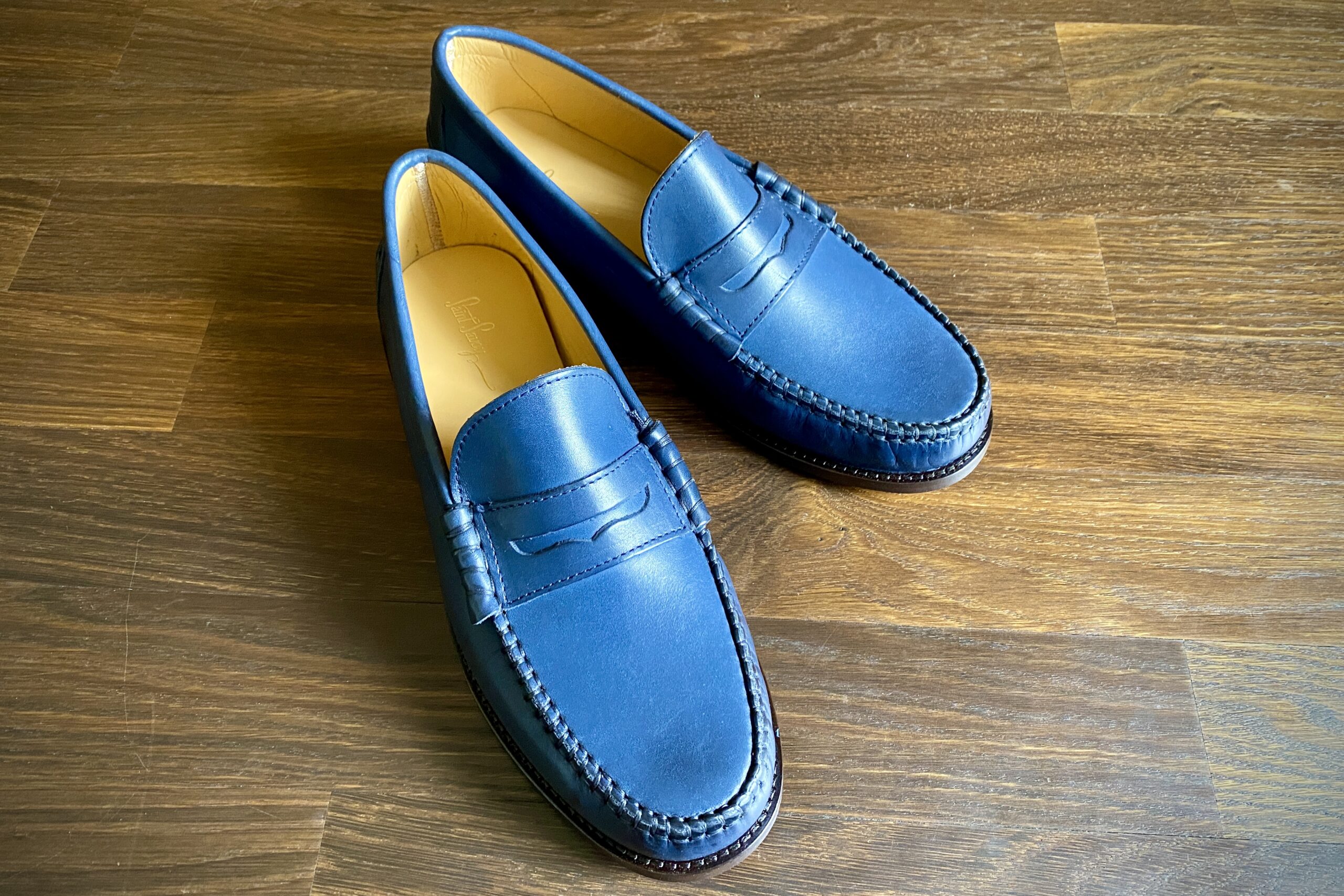 Soft Loafer, Penny Loafer, Weejuns, College Shoes, Slippers, Leather, unisex shoes, Timeless shoes