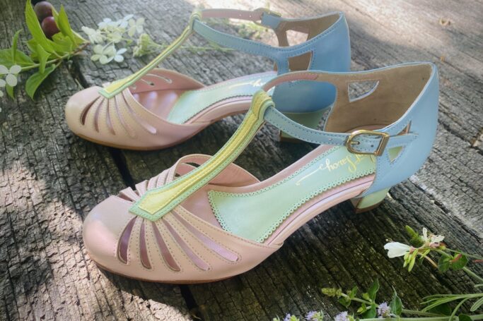 Balboa shoes, Swing dance shoe, Lindy hop shoes, leather sole, Retro Ladies shoe, 1920s, 1930s, 1940s, 1950s