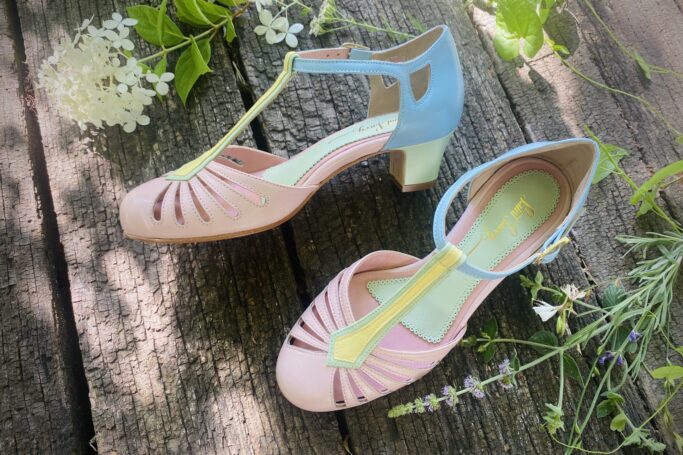 Balboa shoes, Swing dance shoe, Lindy hop shoes, leather sole, Retro Ladies shoe, 1920s, 1930s, 1940s, 1950s